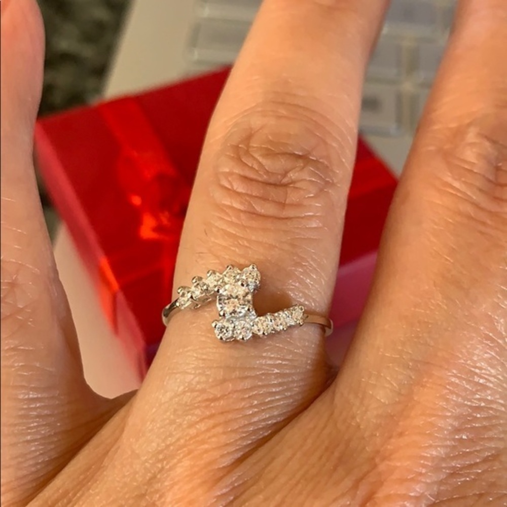 New Sterling Silver Dainty 0.20ct Promise Ring Engagement Ring